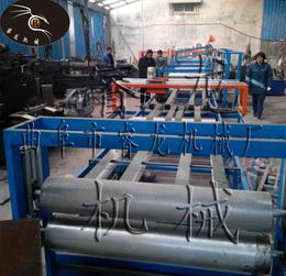 內(nèi)墻保溫板生產(chǎn)設(shè)備 山東睿龍牌氧化鎂板生產(chǎn)線多少錢(qián)